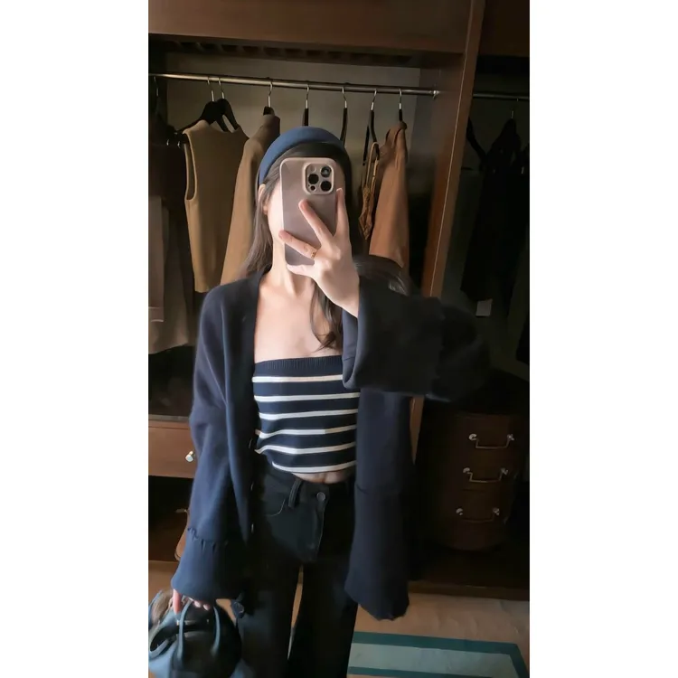 2025秋季新款复古休闲针织开衫撞色拼接条纹抹胸女显瘦上衣休闲裤