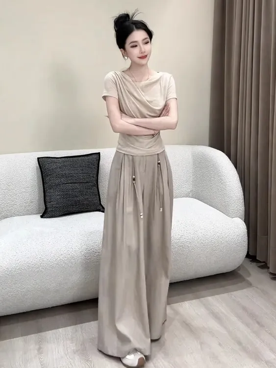 2025夏季新款韩版时尚褶皱短袖上衣搭高腰显瘦阔腿裤休闲两件套装