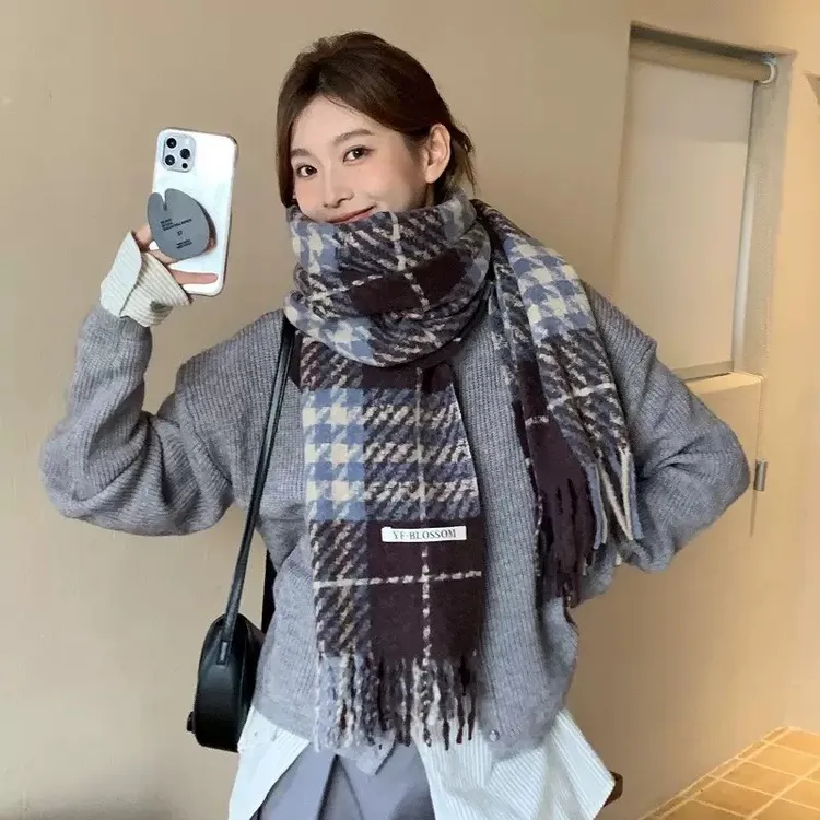 2025新款秋冬围巾保暖学生韩版百搭披肩网红情侣围巾(不易掉毛)