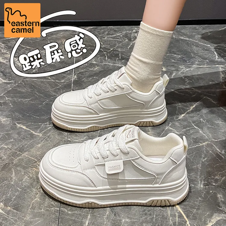 东方骆驼踩屎感女鞋2025新款秋季潮流百搭休闲板鞋配裙子小白潮鞋