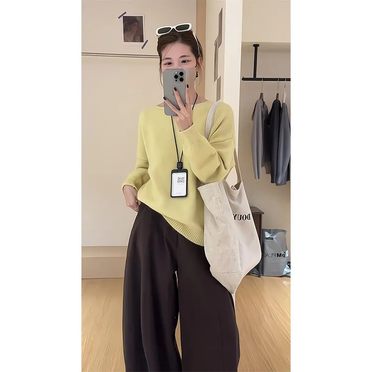秋冬新款慵懒风圆领长袖针织衫女减龄毛衣上衣2025显瘦宽松裤子