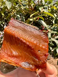 农家自制熏草鱼鱼干草鱼块晒干烟火熏制腊味鱼块