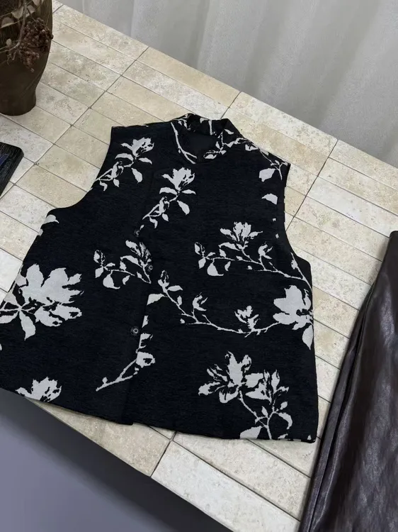 【长歌】设计师款新中式加棉极简风黑白马甲小众个性时尚百搭款