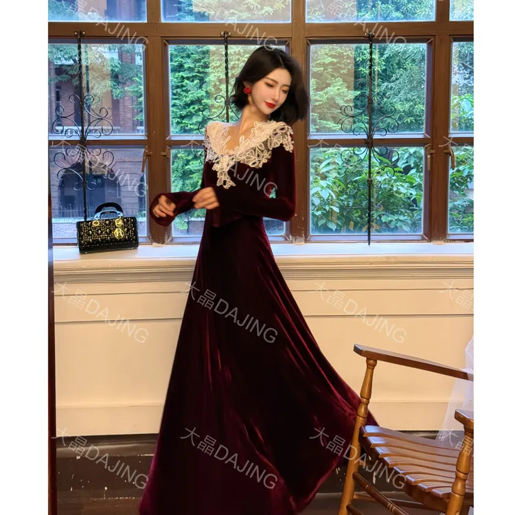 【大晶定制】“英伦贵族”秋季新款撞色蕾丝暗红A摆长款连衣裙2510022