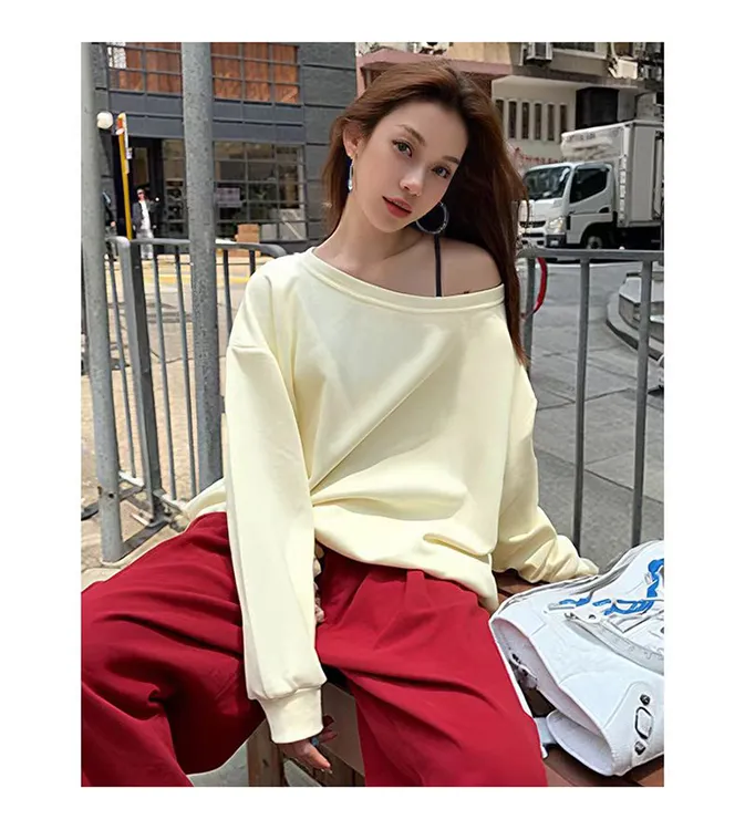 美式慵懒斜肩露肩卫衣女春秋季新款松弛感oversize甜辣妹长袖上衣