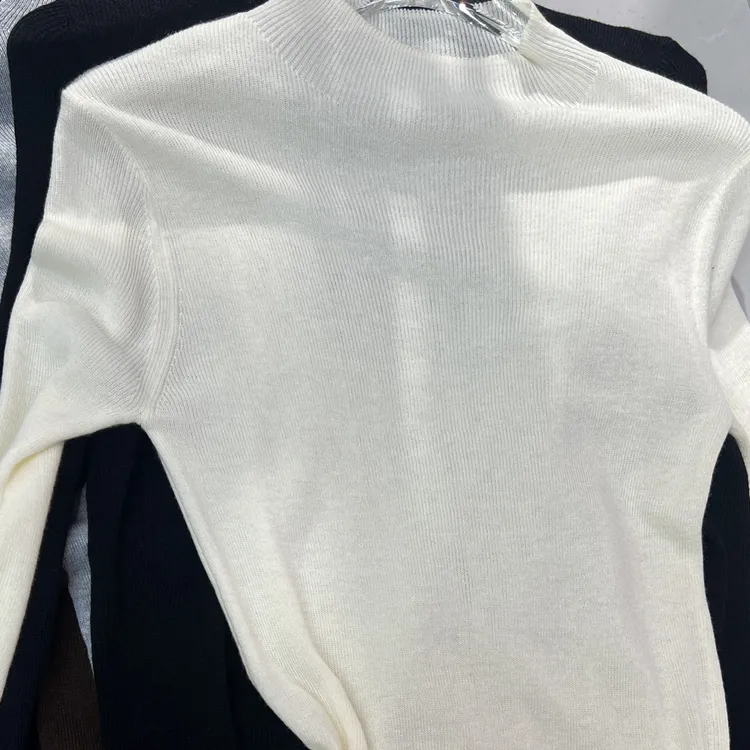 2025秋冬款百搭中领打底衣