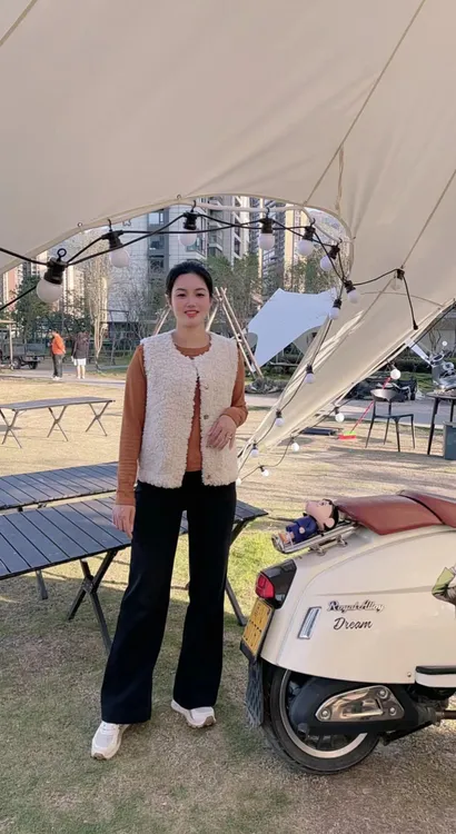 冬季圆领羊羔毛保暖常规款马夹女装毛绒休闲背心马甲