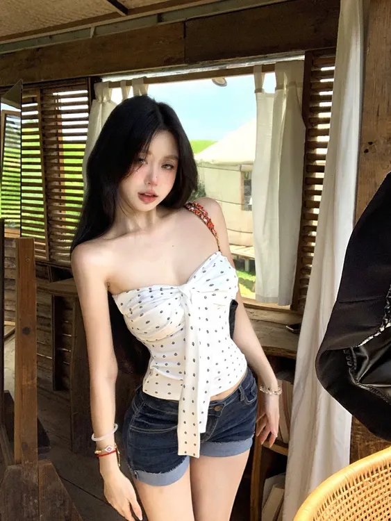 波点抹胸白色无袖紧身性感裹胸抹胸背心女纯欲风辣妹chic甜辣