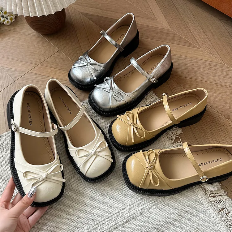 【恩静家】新款芭蕾鞋女平底一字扣蝴蝶结浅口单鞋甜美学院风小皮鞋