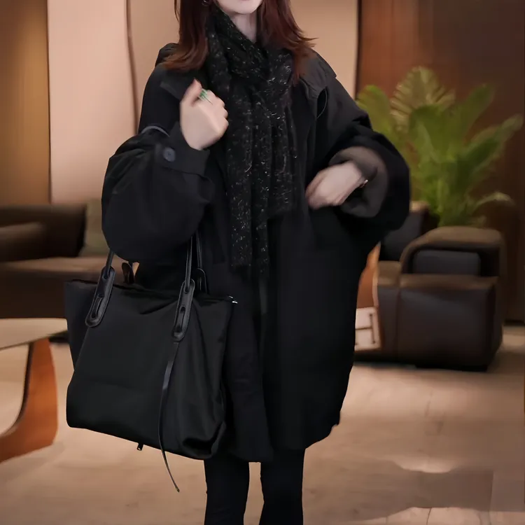高档轻奢阔版宽松范连帽棉服外套大码遮肉防寒保暖大衣女2025冬季