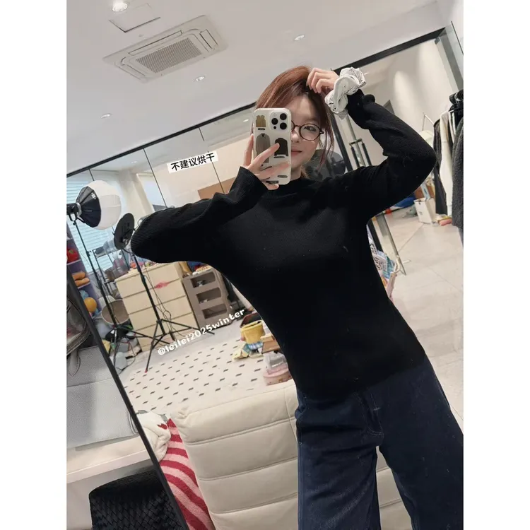 晶咕【锁住温暖！】简约百搭纯色长袖修身针织打底上衣
