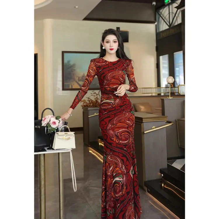 尤克菲儿 轻奢高定网布印花优雅法式气质温柔修身连衣裙