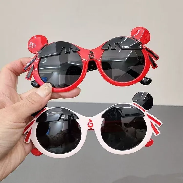 新款儿童硅胶太阳镜小孩时尚户外潮流卡通哪吒眼镜男童遮阳眼镜女