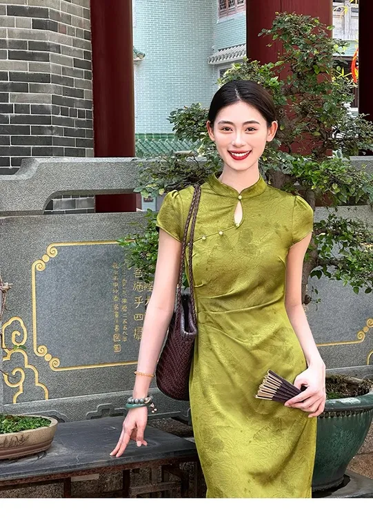 【清光】新中式高级感气质缎面连衣裙女夏季小个子蝴蝶印花改良旗袍