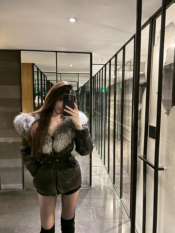 【冬日飞羽】羽绒服女冬季小个子25新款短款大毛领超好看时尚面包服