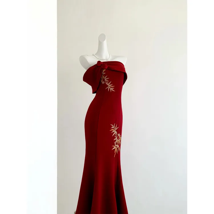 【高光】一字鱼尾连衣裙宴会气质礼服敬酒服高级轻奢红色礼服