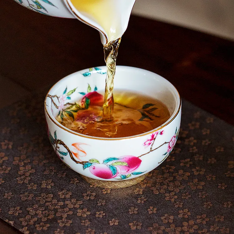 九桃五福 大号主人杯 手工粉彩 高档内绘描金羊脂玉白瓷主人杯