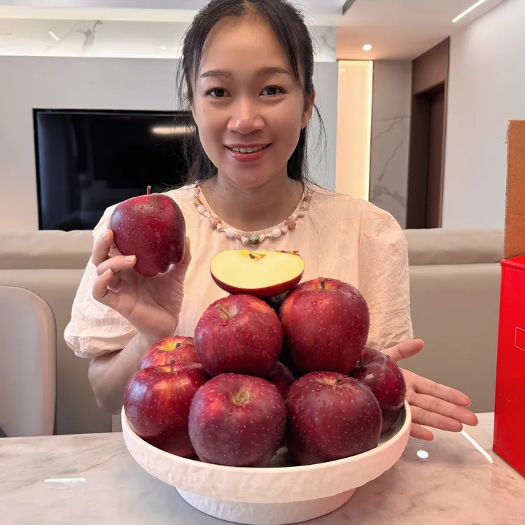 小雅专属（顺丰包邮）正宗甘肃天水花牛苹果4.5-9斤新鲜采摘脆甜现摘现发