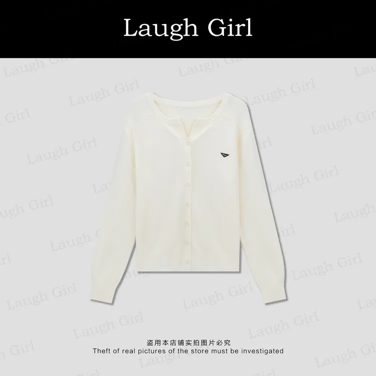 楚楚君 Laugh girl【温文尔雅】圆领纽扣开衫三角标毛衣XL531085J