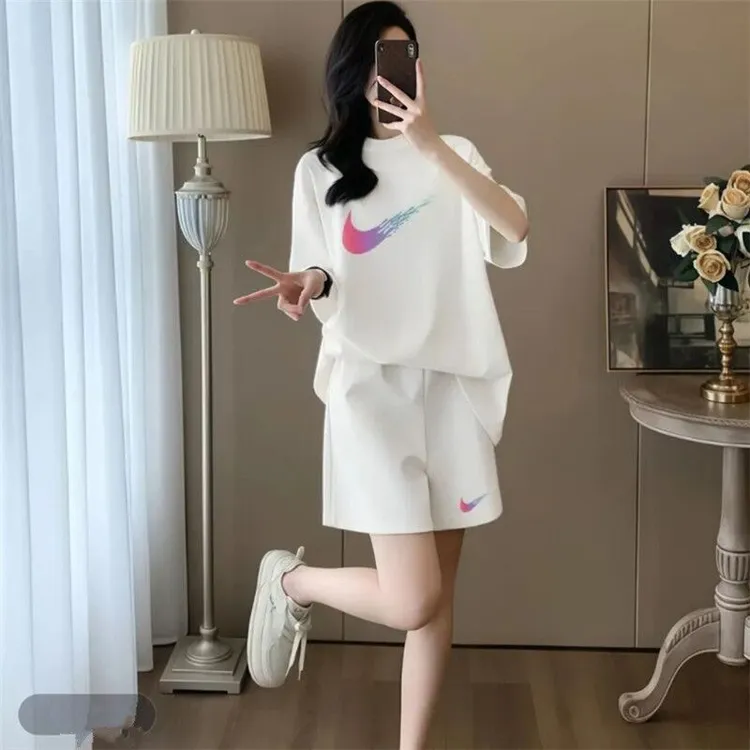 奥特莱斯官方正品夏季套装休闲运动短裤两件ins短袖t恤女