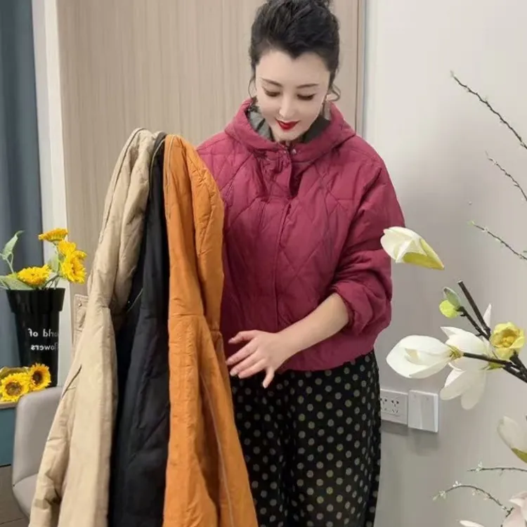 2817二棉服显瘦棉衣棉服连帽短款保暖宽松型常规常规款妈妈大码