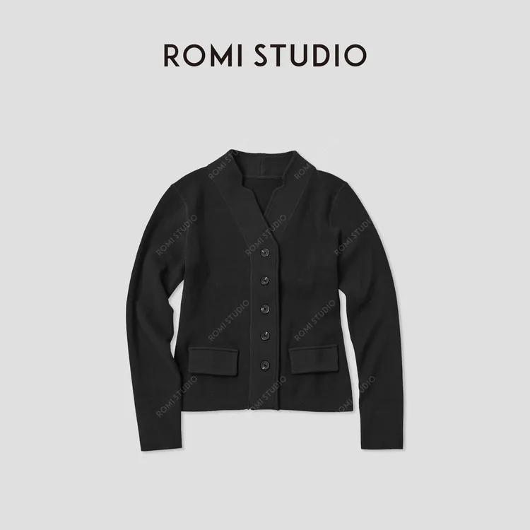 ROMI STUDIO“中古系列”澳洲羊毛混纺高端V领开襟毛织 RWCAST6108