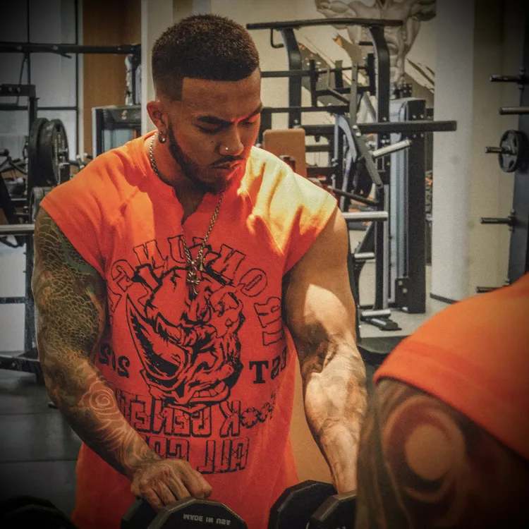 IRONJUNGLE GYM “去他x的基因”系列美式复古水洗硬核标语坎肩背心