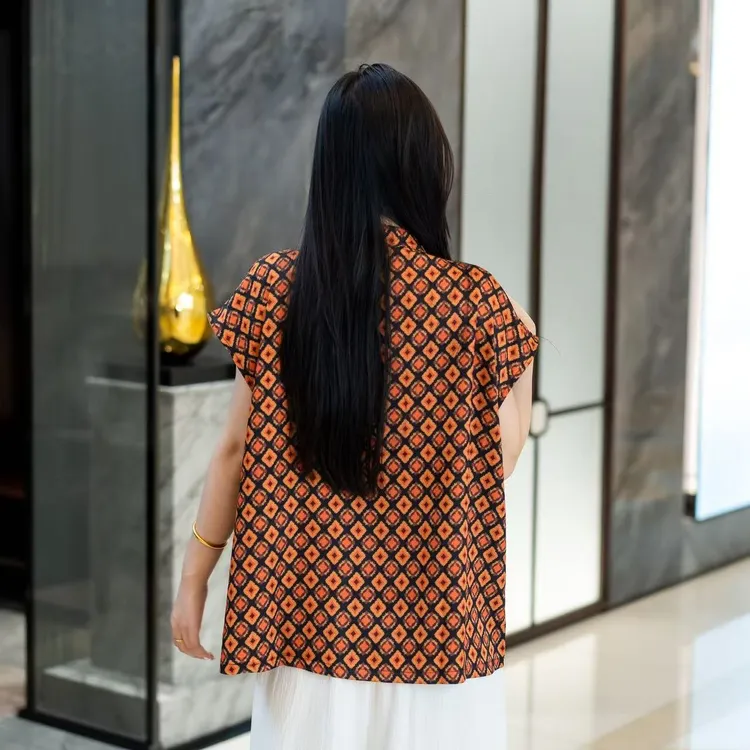 黑白渐变T恤短袖立领洋气宽松圆领直筒型百搭拼接-25027