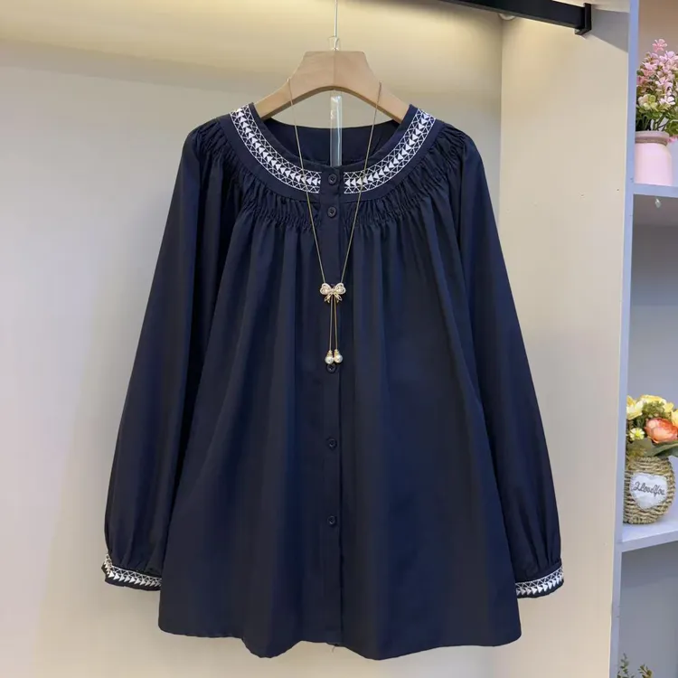 2025大码女装早秋新款韩系刺绣简约高级感衬衫