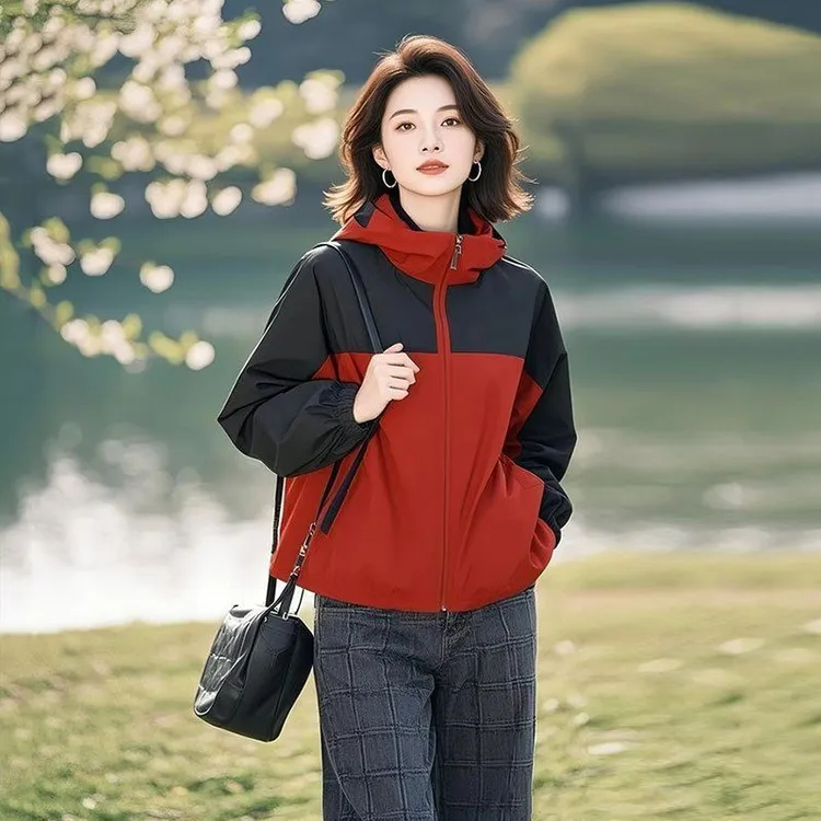 迪卡侬ins2025年春夏单层薄款拼色独特百搭高级休闲连帽冲锋衣户