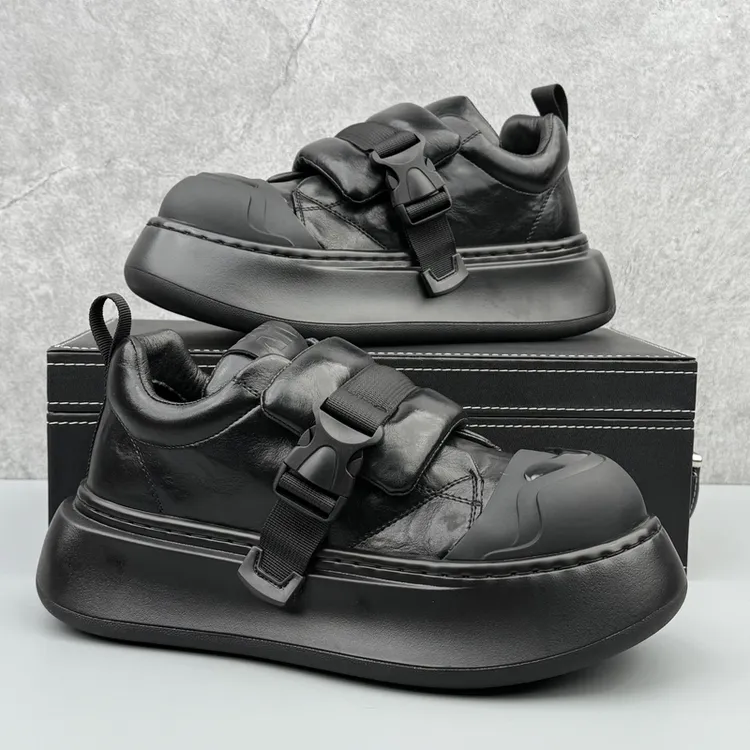 厚底丑萌面包鞋男2025秋冬新款黑武士皮面休闲鞋小众时尚增高板鞋