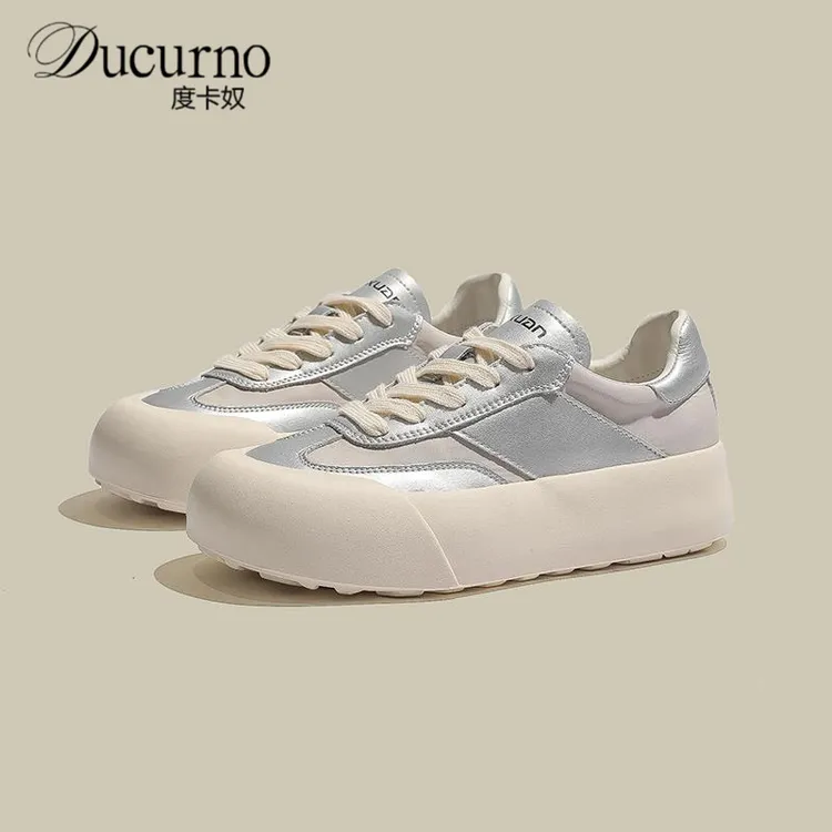 高端系带大头丑萌面包鞋女2025秋季新款板鞋德训休闲小白鞋女鞋子