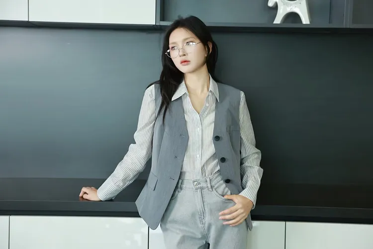 修身型通勤风法式春季民族风马夹韩版气质修身针织商务春秋