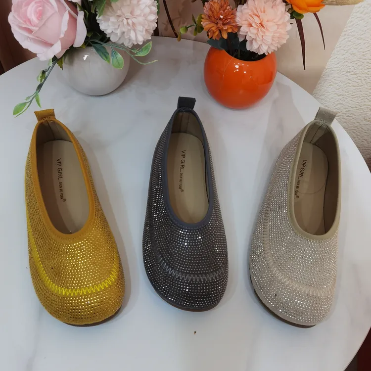 宠粉福利春季女士满钻乐福瓢鞋