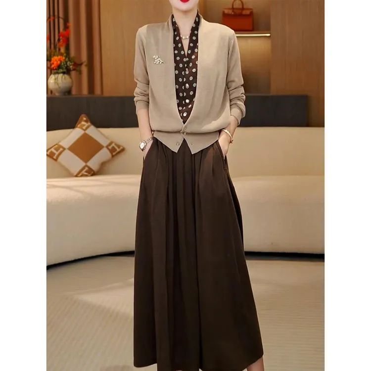 春秋2025新款搭配一整套高端气质女神范针织开衫半身裙两件套装女