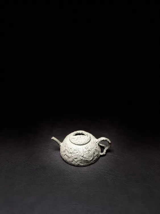 宜兴紫砂原矿青段轻薄坯龙隐供春170cc