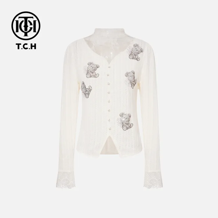 TCH【时尚洋气】冬款慵懒风简约烫钻淑女米色打底衫T75D02E5005