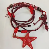 红色星星手机斜挎O016 dm