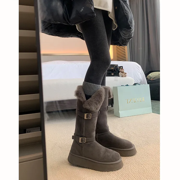 灰色厚底扣带毛毛加绒加厚保暖棉鞋中长筒两穿翻边雪地靴女冬季款