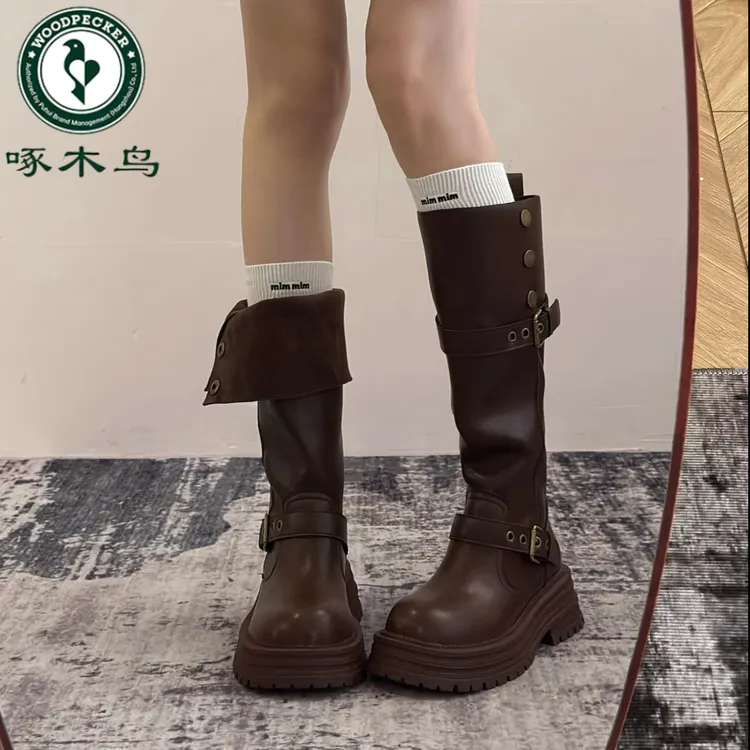 啄木鸟复古棕色英伦风厚底长筒女2025秋冬新款高筒靴显瘦骑士靴子