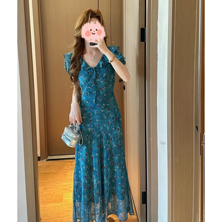 法式碎花夏装显瘦连衣裙夏季新款复古印花收腰减龄泡泡袖长裙