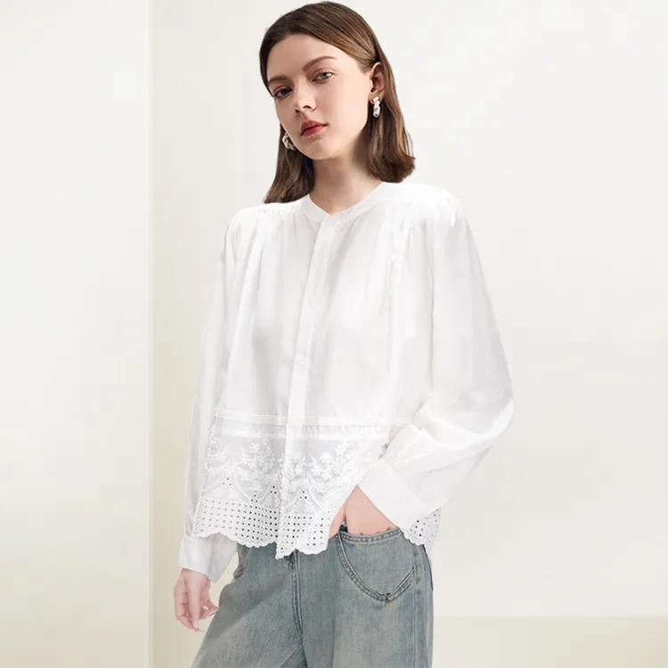 法式白色立领衬衫女2025年夏装新款蕾丝拼接通勤薄款镂空提花上衣