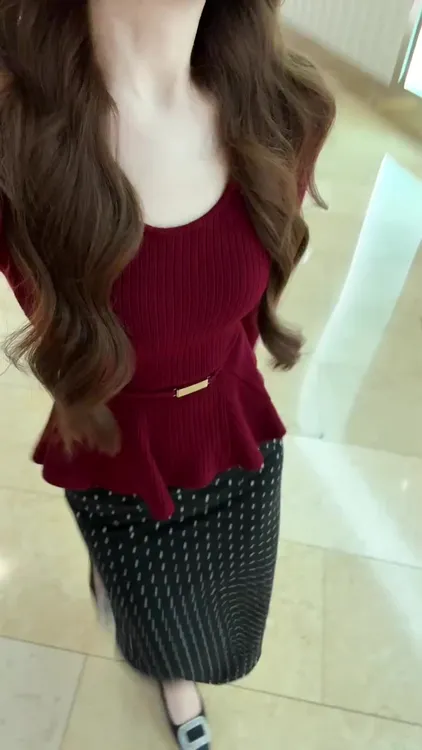 【炽烈の爱意】高腰包臀裙长裙波点半身裙修身红色荷叶边方领上衣