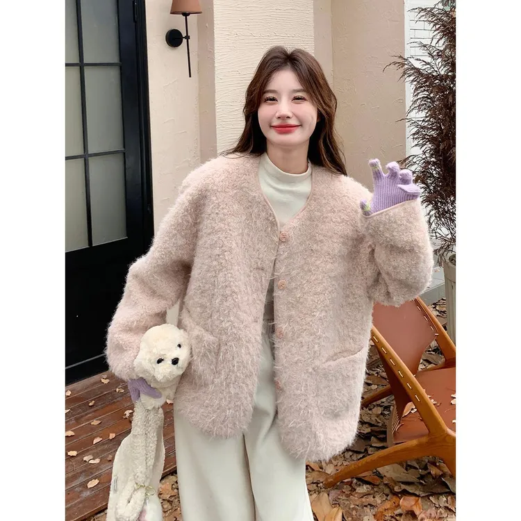 韩系温柔慵懒风粉色羊羔毛外套女冬短款加厚保暖百搭上衣