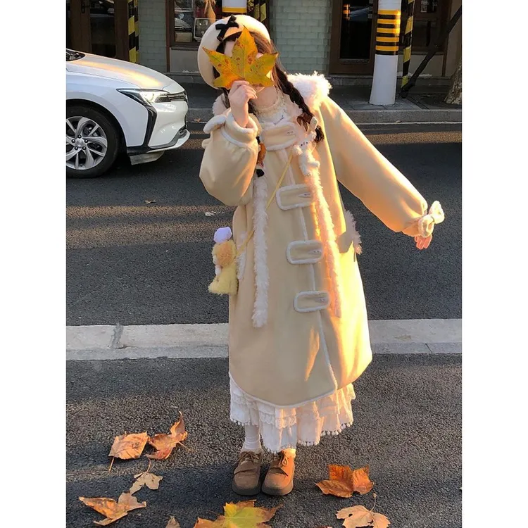 甜美可爱牛角扣拼接连帽毛呢外套女秋冬季新款高级感呢子大衣