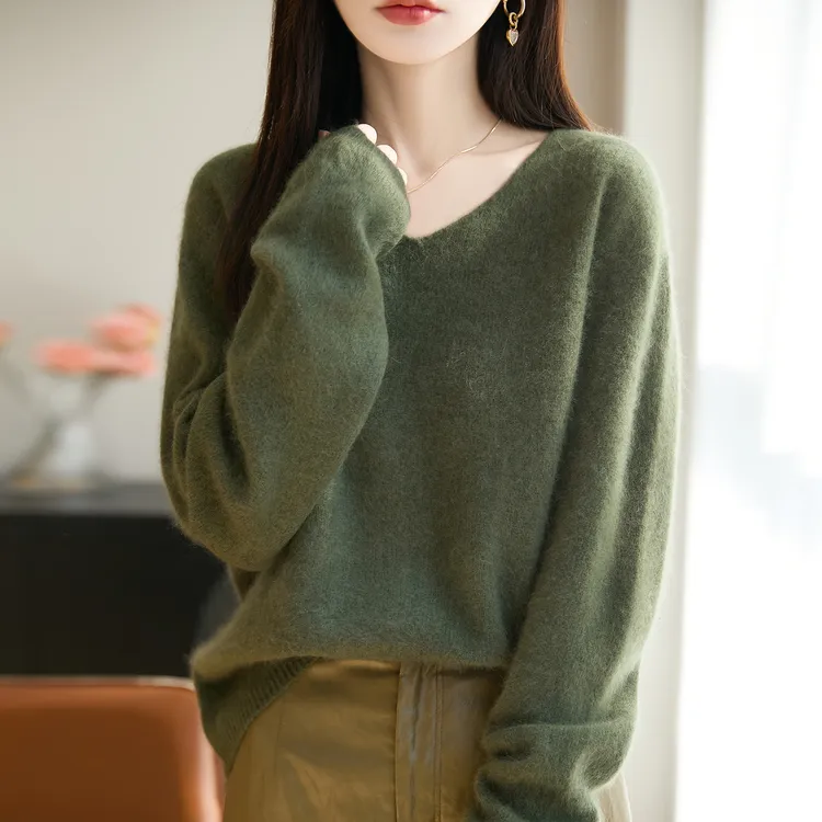 鄂尔斯市V领100%羊毛衫女秋冬爆款拉毛羊绒毛衣宽松慵懒打底衫女