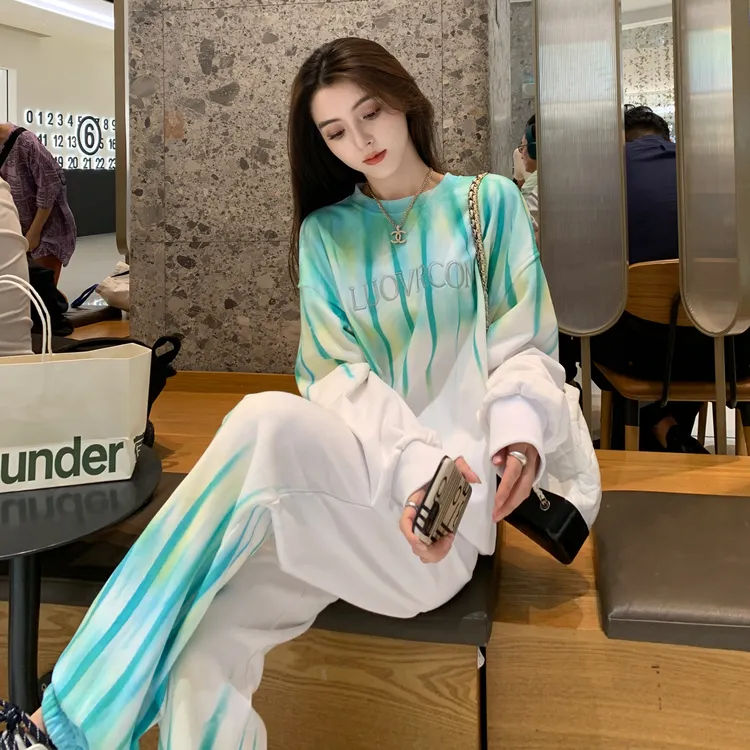 网红炸街一整套女装宽松显瘦休闲时尚运动扎染卫衣阔腿裤两件套装