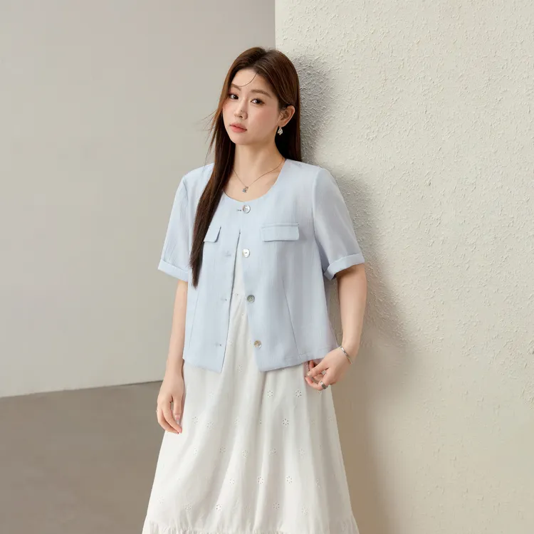 【小确幸】纤莉秀W大码女装随时海滩风轻薄贝壳扣小香风外套QK2162