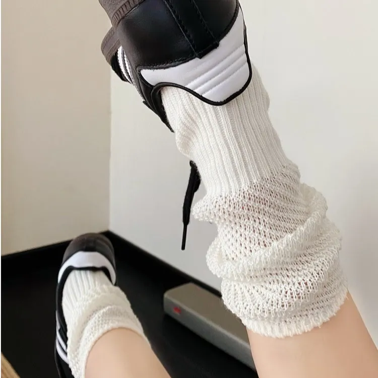 文伊娜袜子女春秋季拼接透气网红堆堆袜针织棉颗粒纯色高腰袜女袜