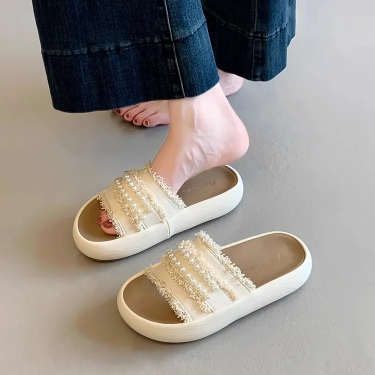 厚底珍珠凉拖鞋女夏季外穿时尚2025新款孕妇防滑不累脚沙滩一字拖